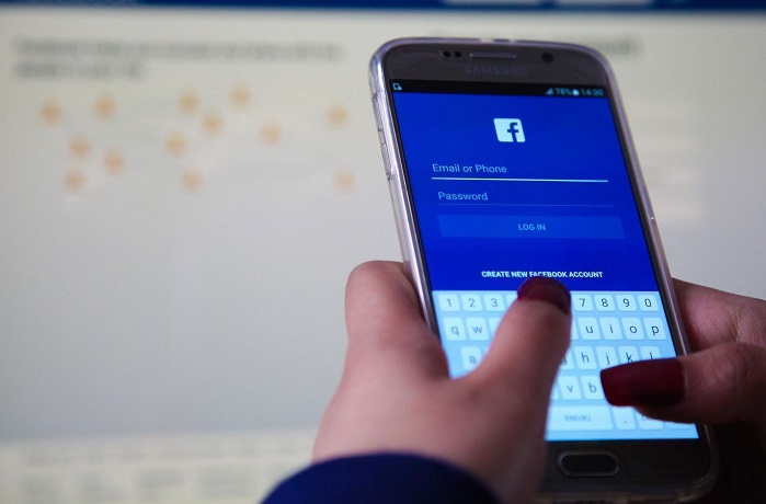 Facebook Messenger bug allows anyone to access private links sent between users